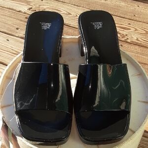 Wild Diva Glossy Black Mules